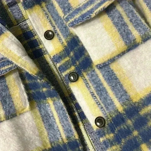 Fashionnova Quilted Jacket - Picture 3 of 4